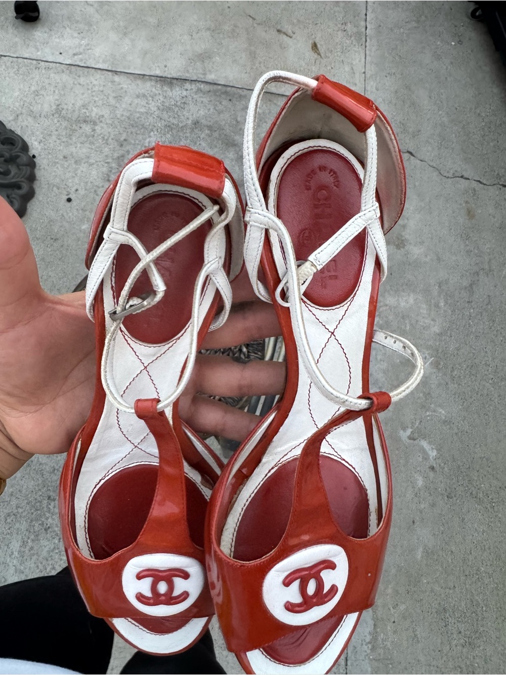 CHANEL Red and White Patent Peep-Toe Heels with CC Medallion - Picture 3 of 11